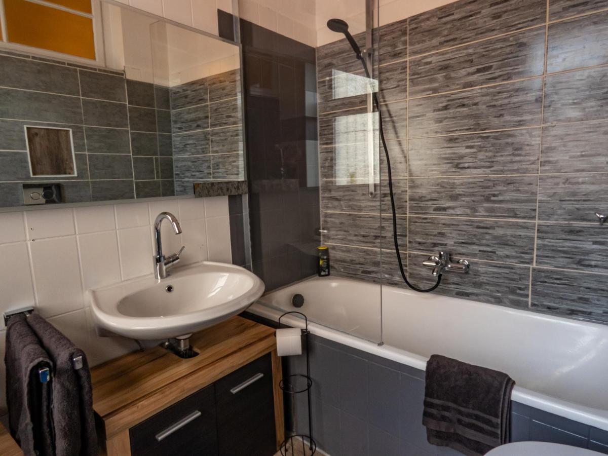 #213 Lux-Room - Zentrum Neuss - Naehe Duesseldorf Messe Mit Netflix & Prime المظهر الخارجي الصورة